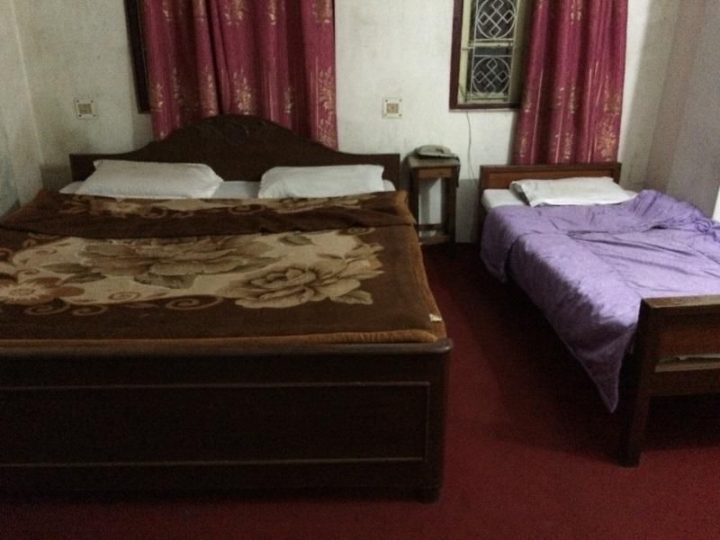 undefined Hotel Pineridge 9