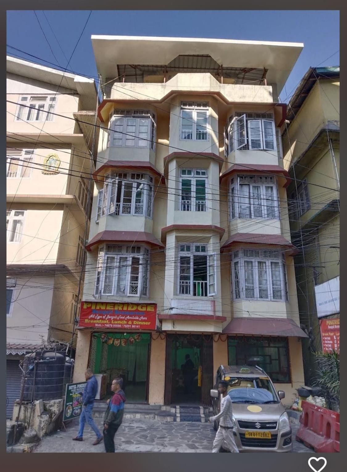 undefined Hotel Pineridge 6