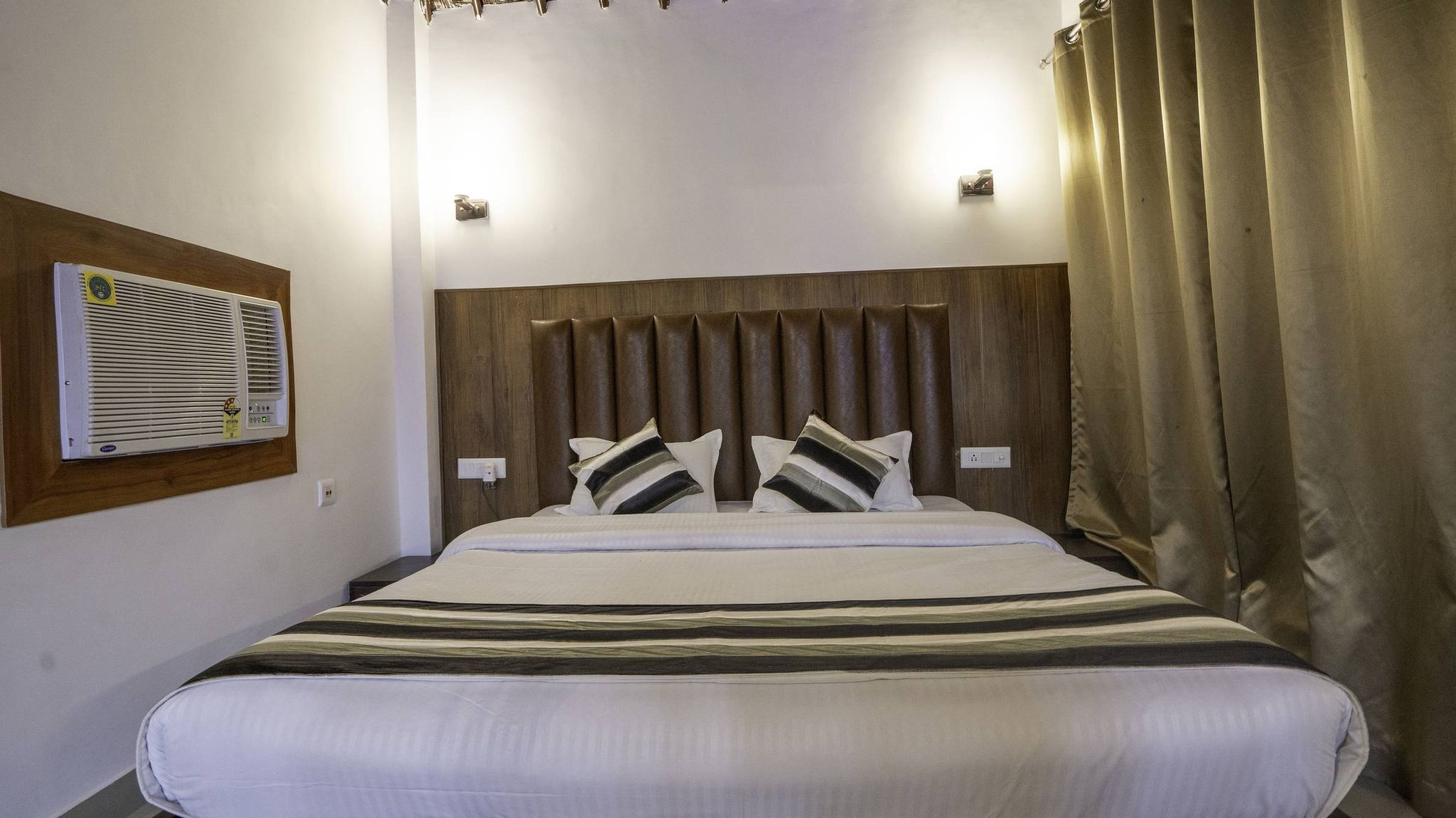 Corbett Fun Resort Garden Fun Cottage