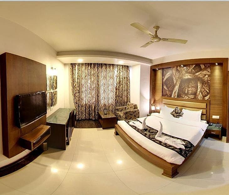 Hotel Namaskar Residency Imperial King Room 16