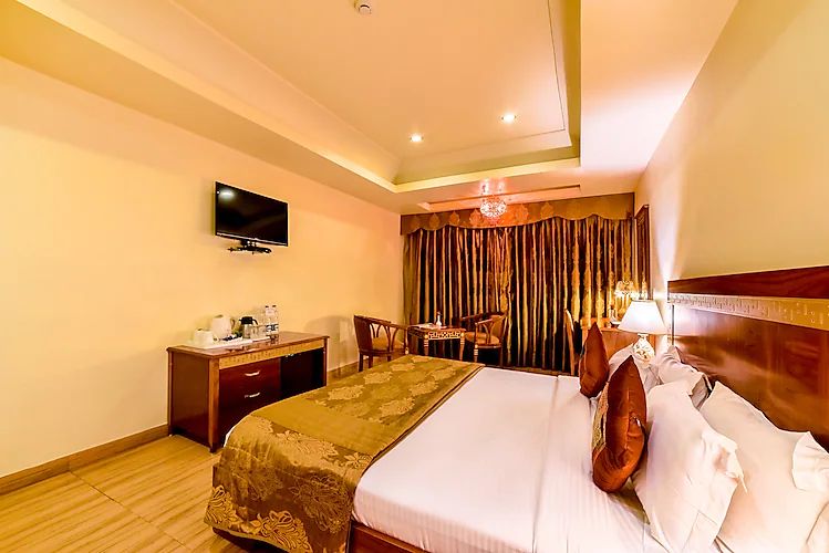 Royal Room