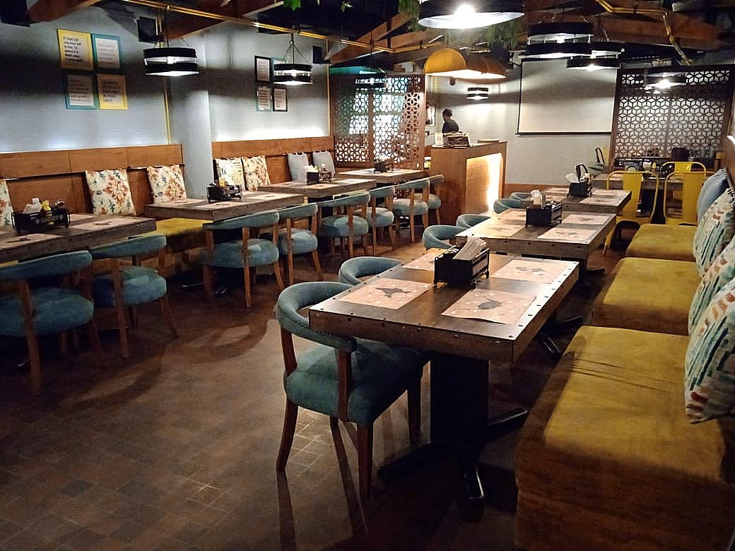 undefined Hotel Orange 35 4