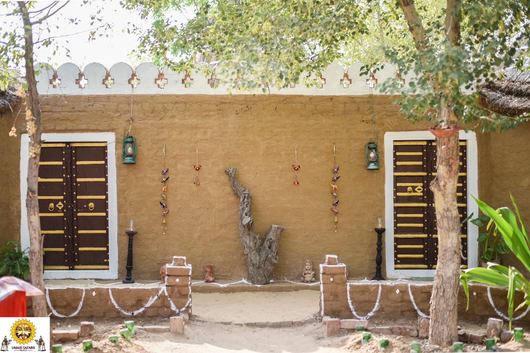 undefined Umaid Safaris & Desert Lodge 7