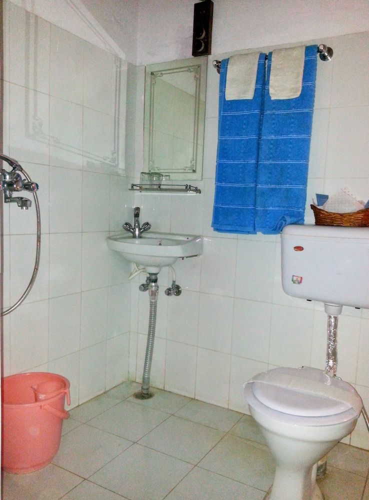 undefined Umaid Safaris & Desert Lodge 10