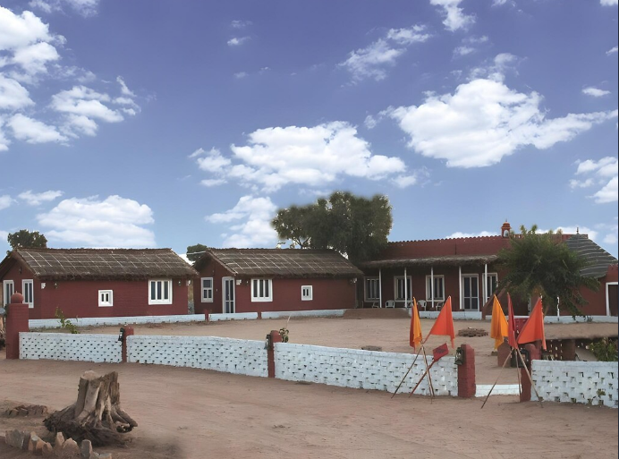  Umaid Safaris & Desert Lodge