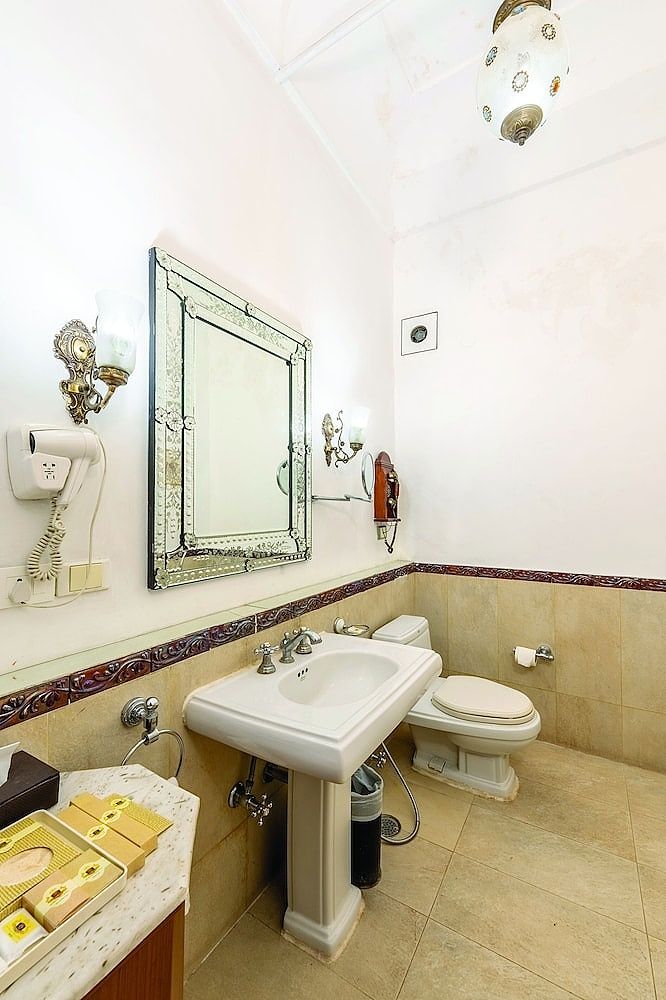 Chomu Palace Jaipur (A Heritage Hotel) Palace suite