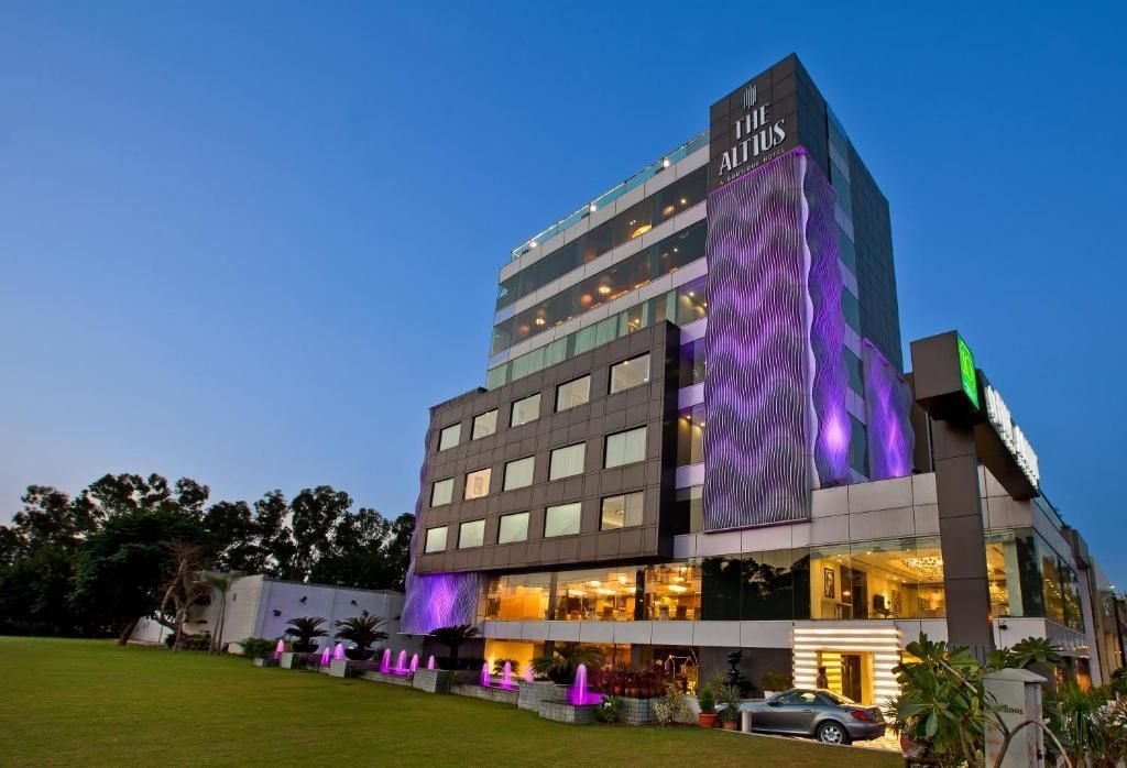 Hotel Exterior