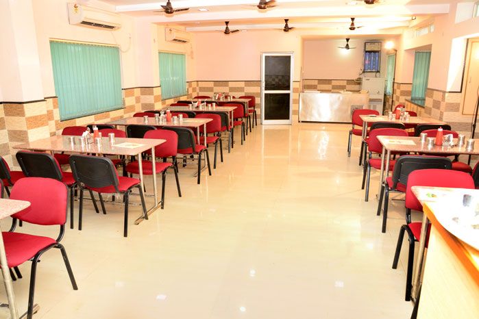 Food & Dining