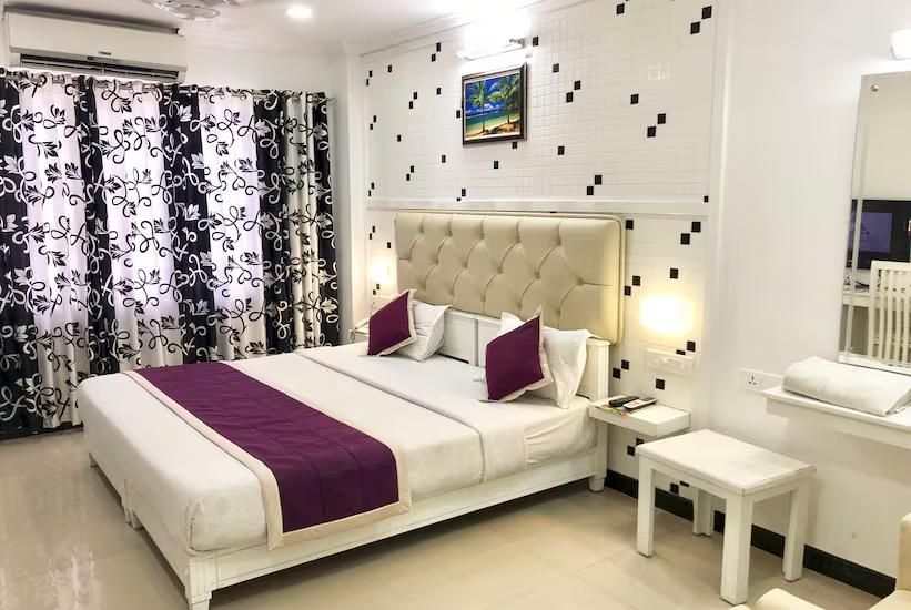 undefined Excellency Airport Hotel 5