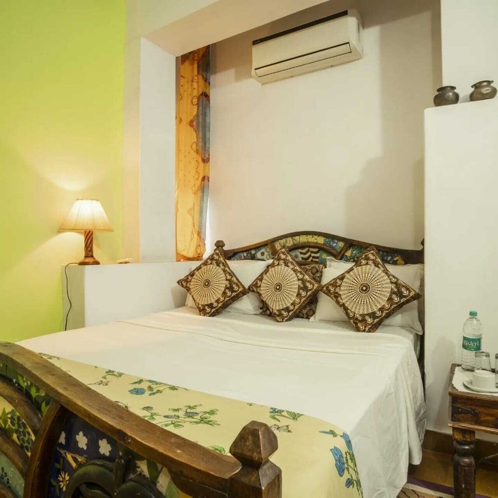 Hotel Rajmandir Standard Double Room 4
