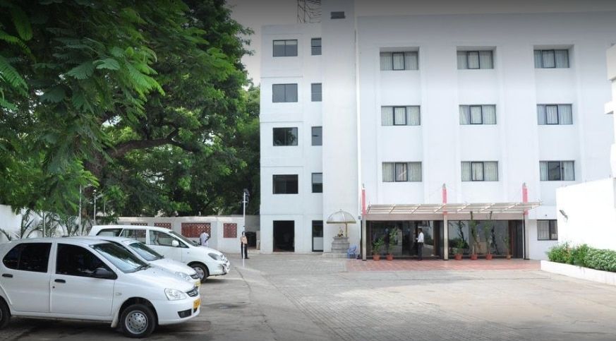 undefined Hotel Weshtern Park 9