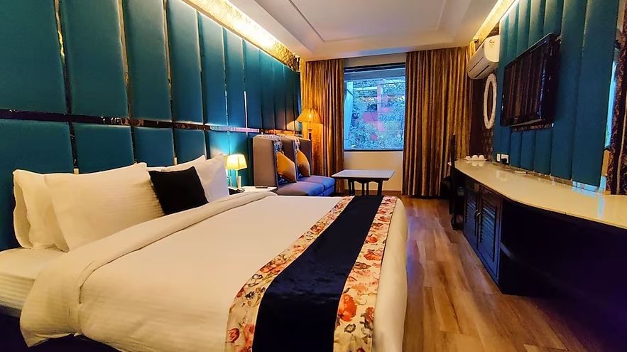 The Regent Executive Room 3