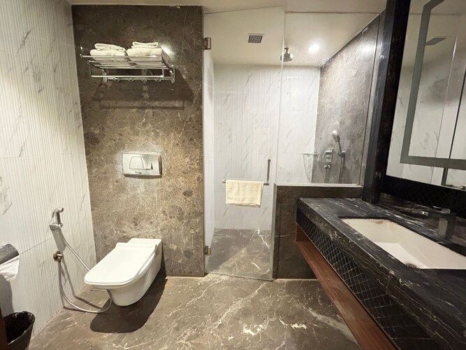Excutive Double Room - Intech Generic