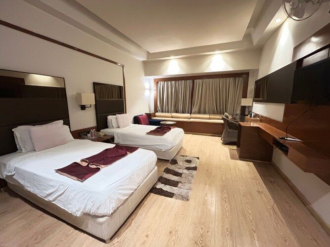 Elite Single Room - Intech Generic