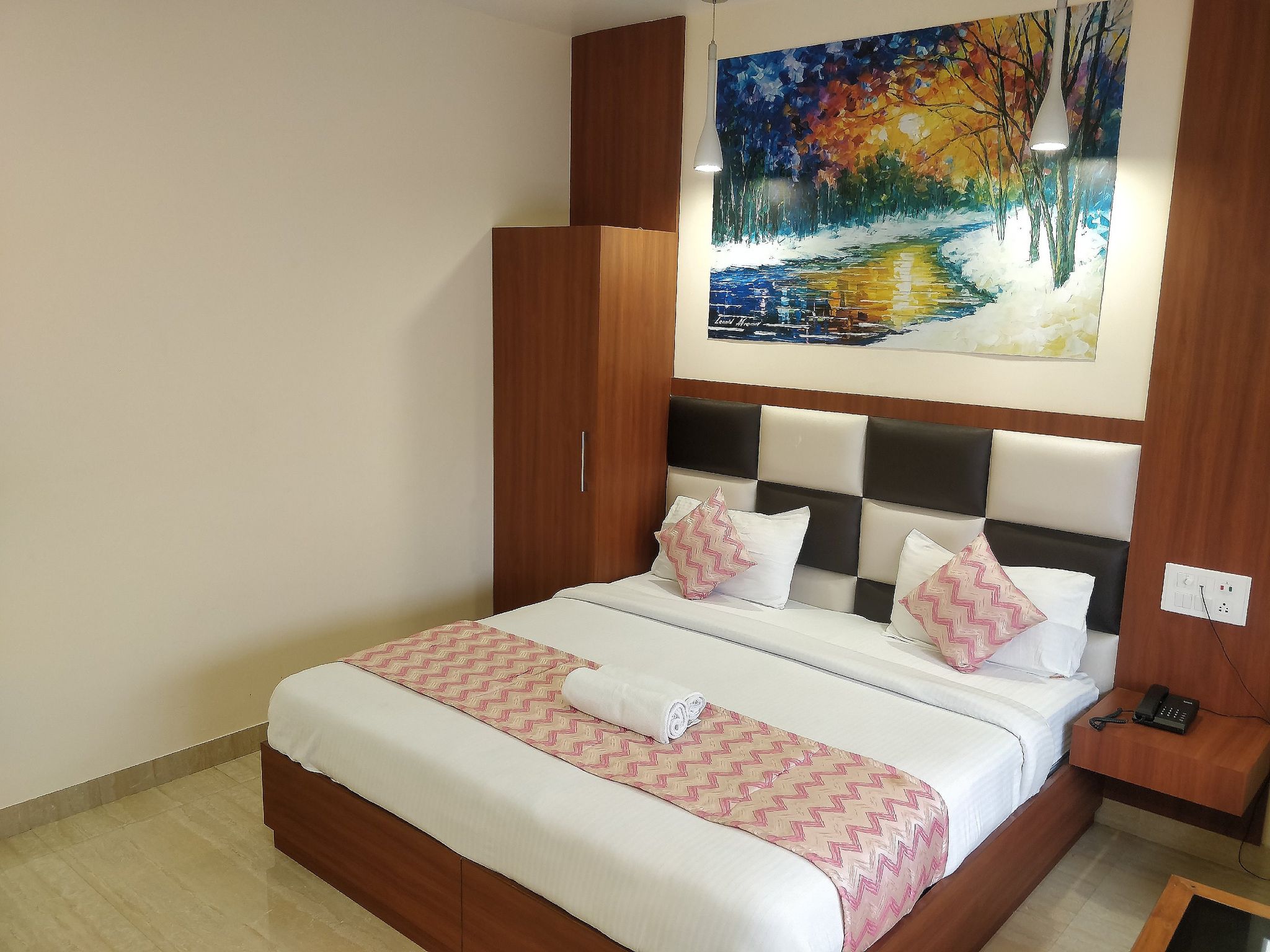 Deluxe Rooms