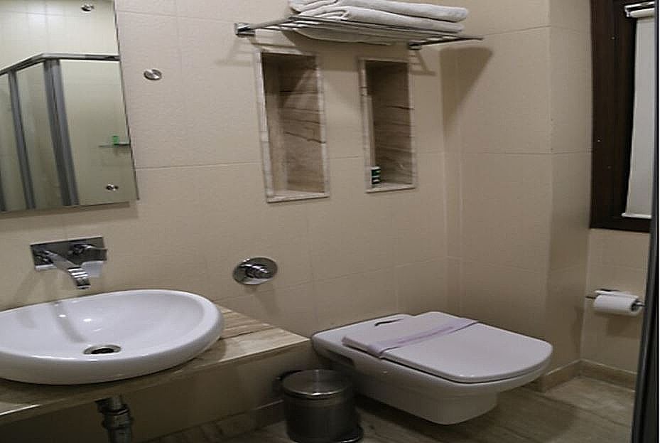 Hotel D'Presidente (Boutique Hotel) Deluxe Room 5