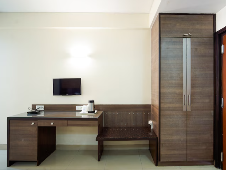 DOUBLE DELUXE NON A/C