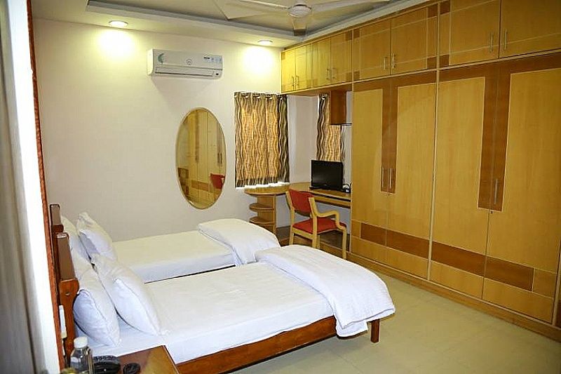 Swan Suites - Madhapur Premium Rooms 3
