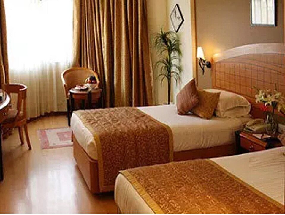 Lagoon Superior Room