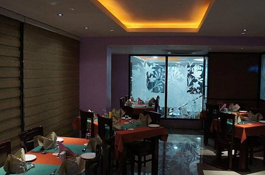 undefined Hotel Lilawati Grand 3