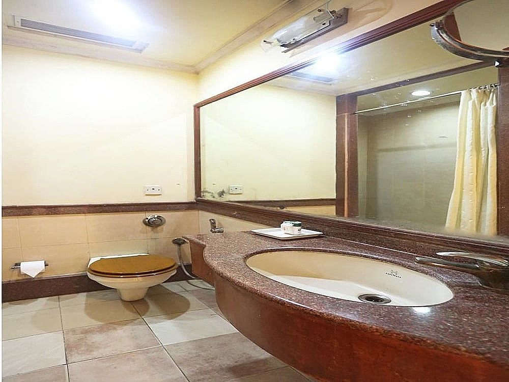 Nirula's Hotel Standard Room 12