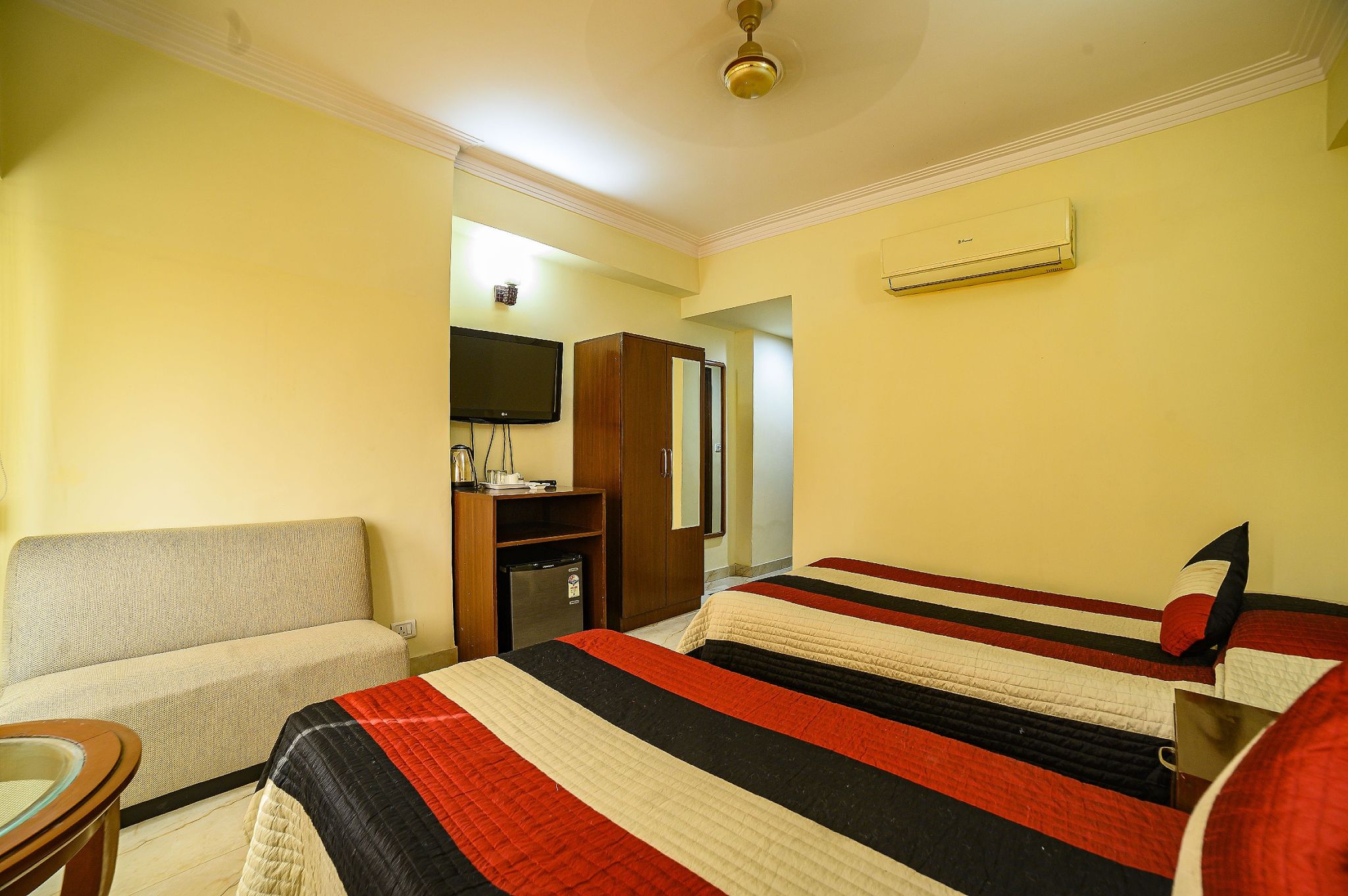 Nirula's Hotel Standard Room 11