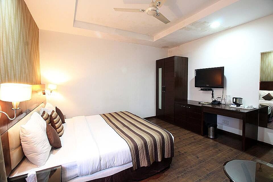 LIV INN Deluxe Room 2