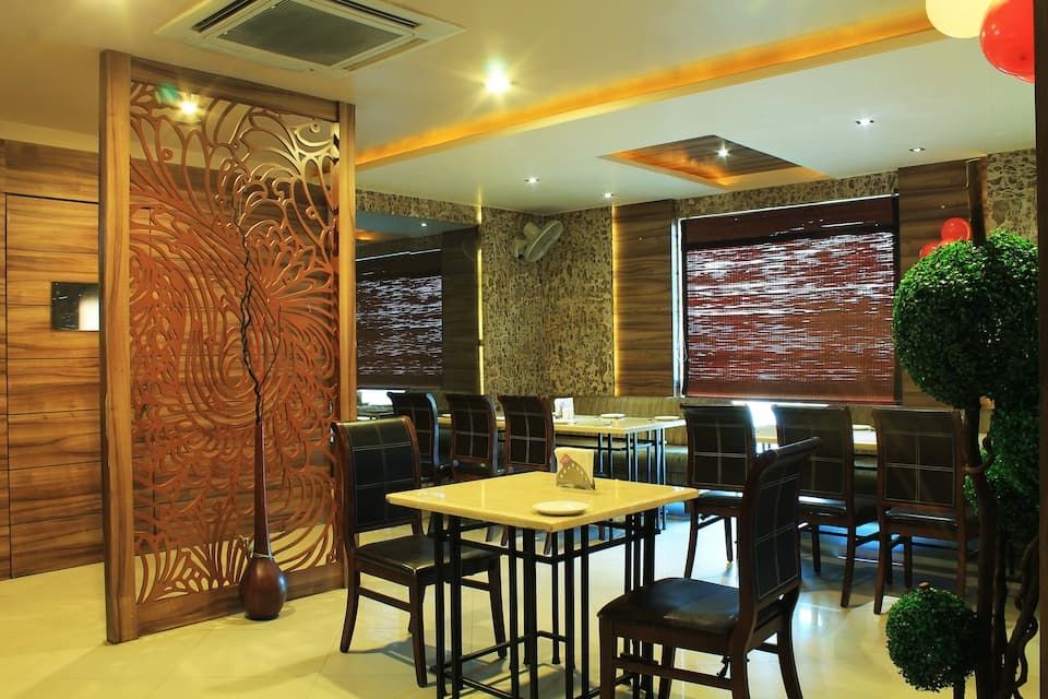 Food & Dining