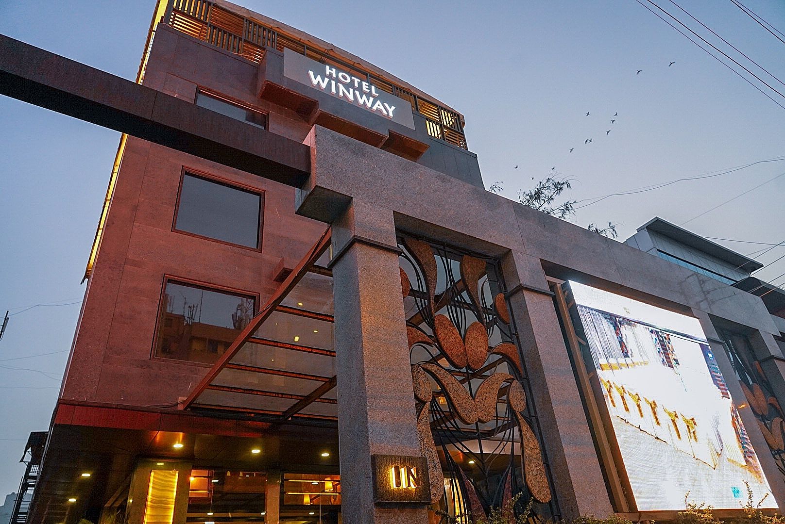 undefined Hotel Winway 9