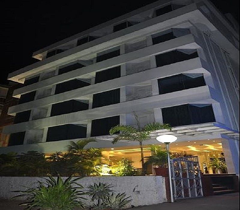undefined Hotel The Elements 8