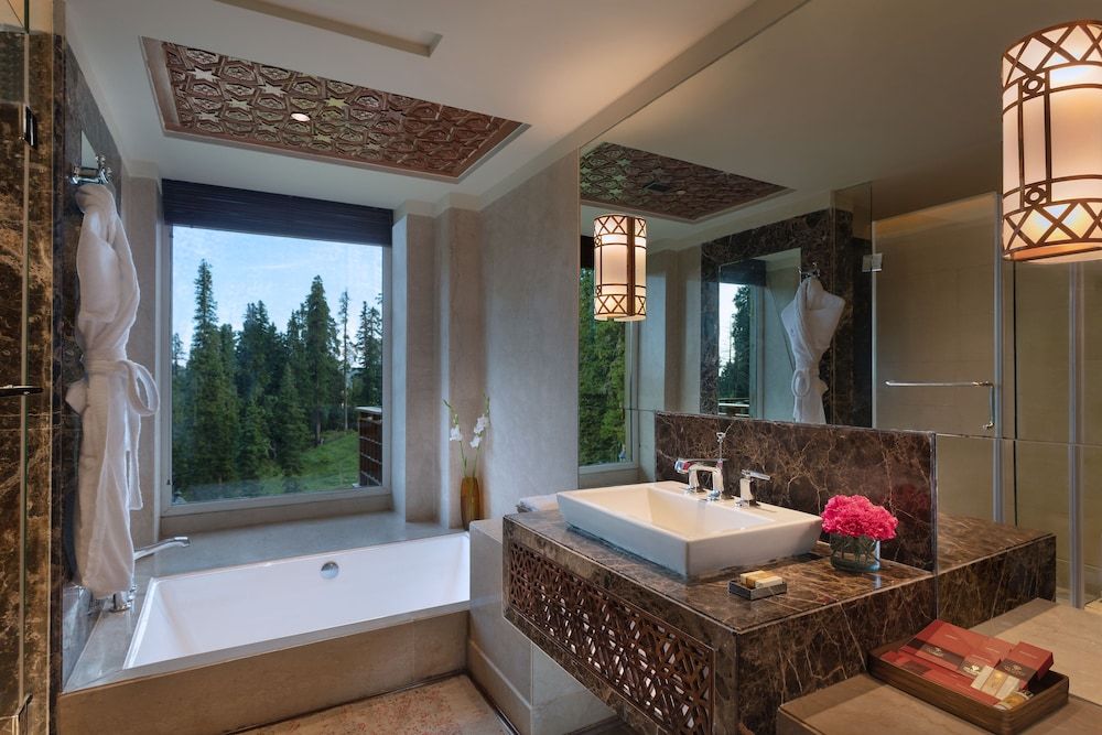 The Khyber Himalayan Resort & Spa Luxury Balcony Himalayan View 3