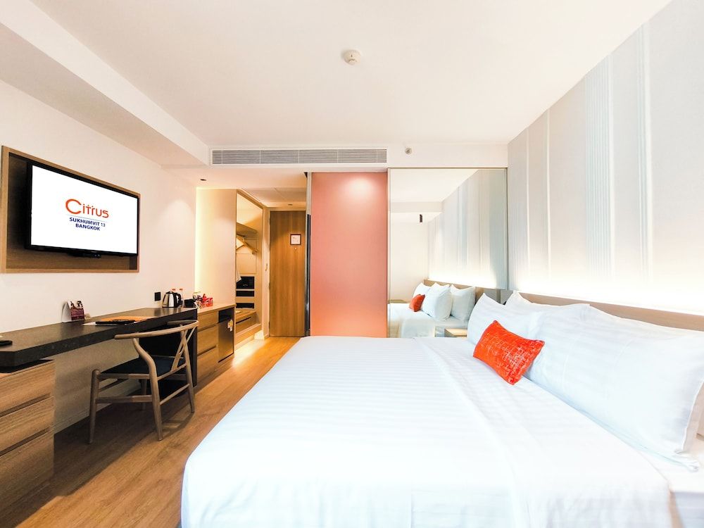 Citrus Sukhumvit 13 Nana Bangkok by Compass Hospitality Premier Room 3