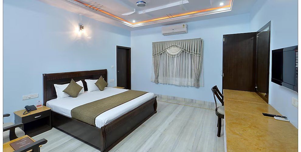 Royal Room with Jaisalmer Fort View