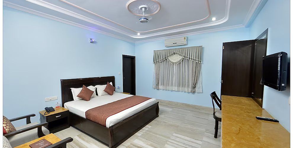 Royal Room with Work Desk