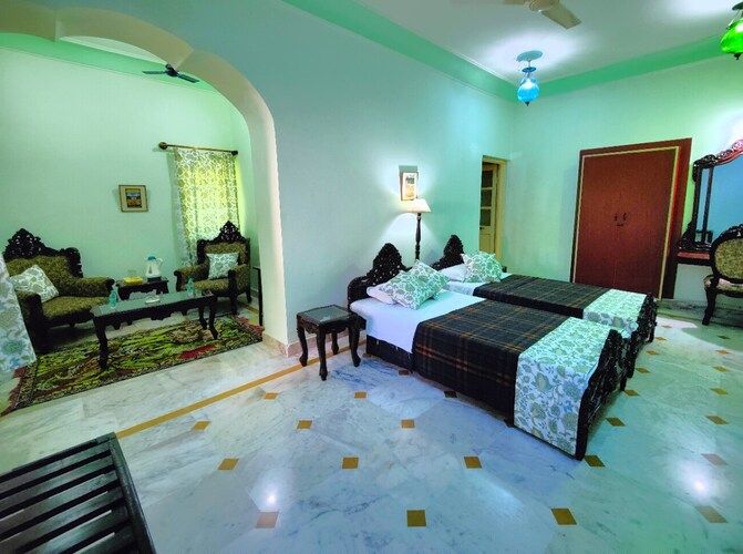 Executive Room