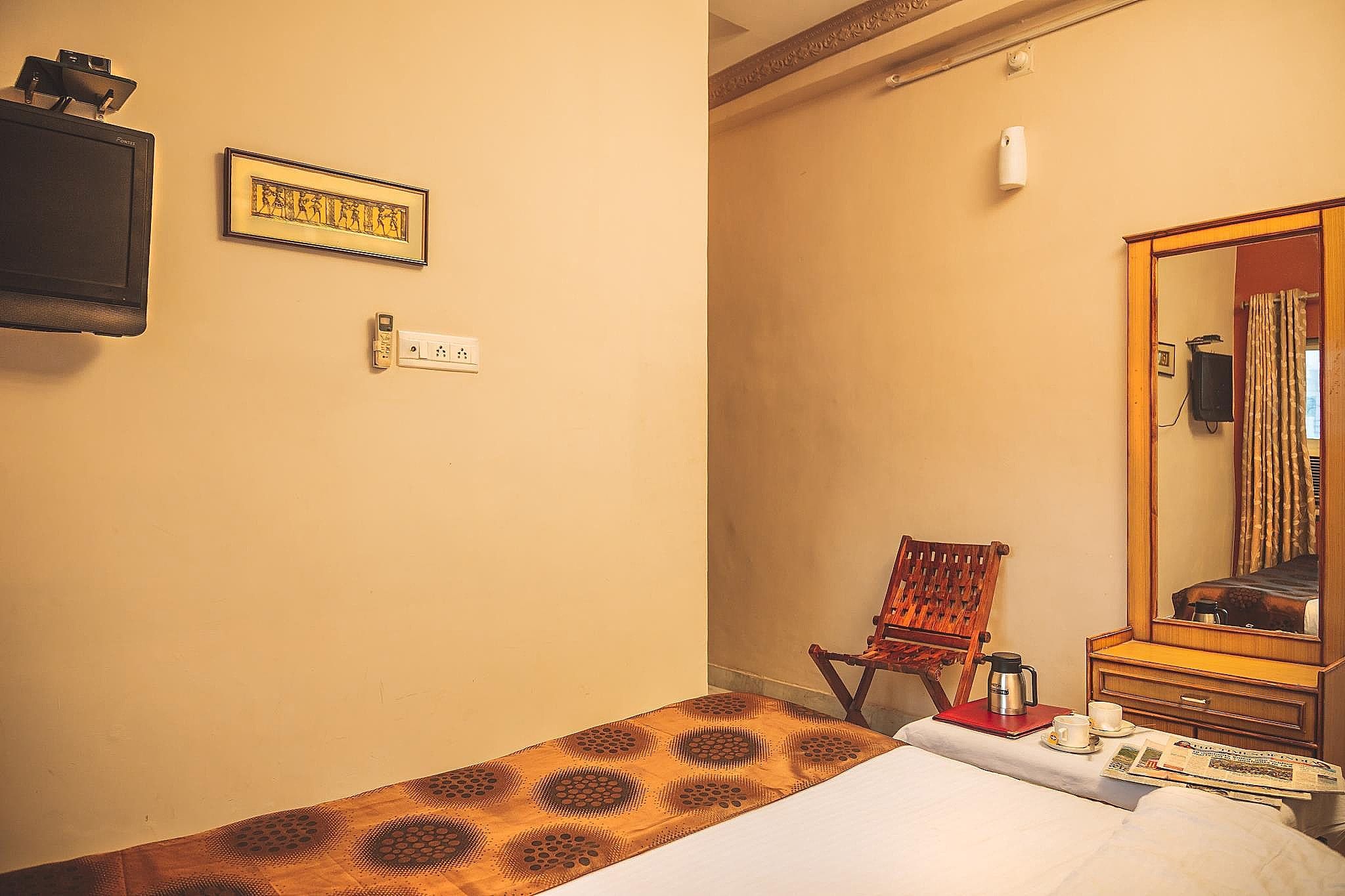 Standard Room ( NON - AC )