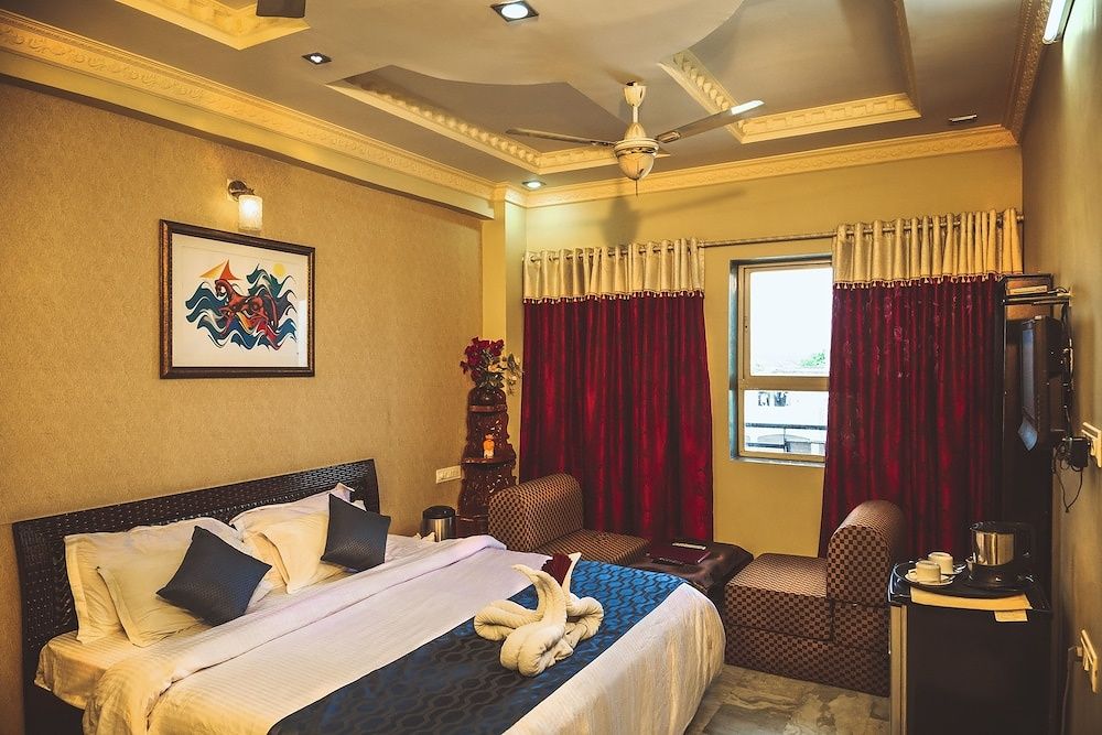 Deluxe Double Room, 1 King Bed, Accessible, City View