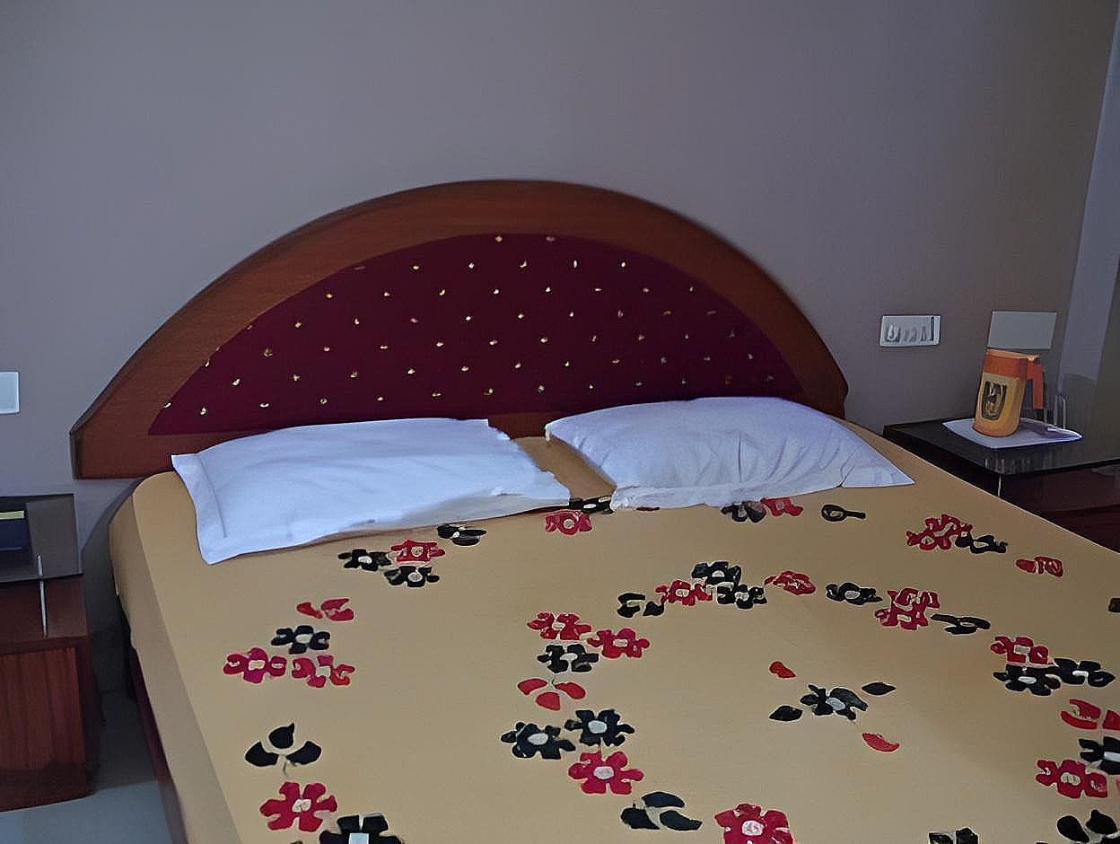 Hotel The Sutrupti Gold Room 2