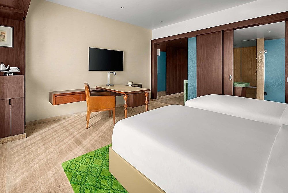 Park Hyatt Chennai Room, 2 Twin Beds 5