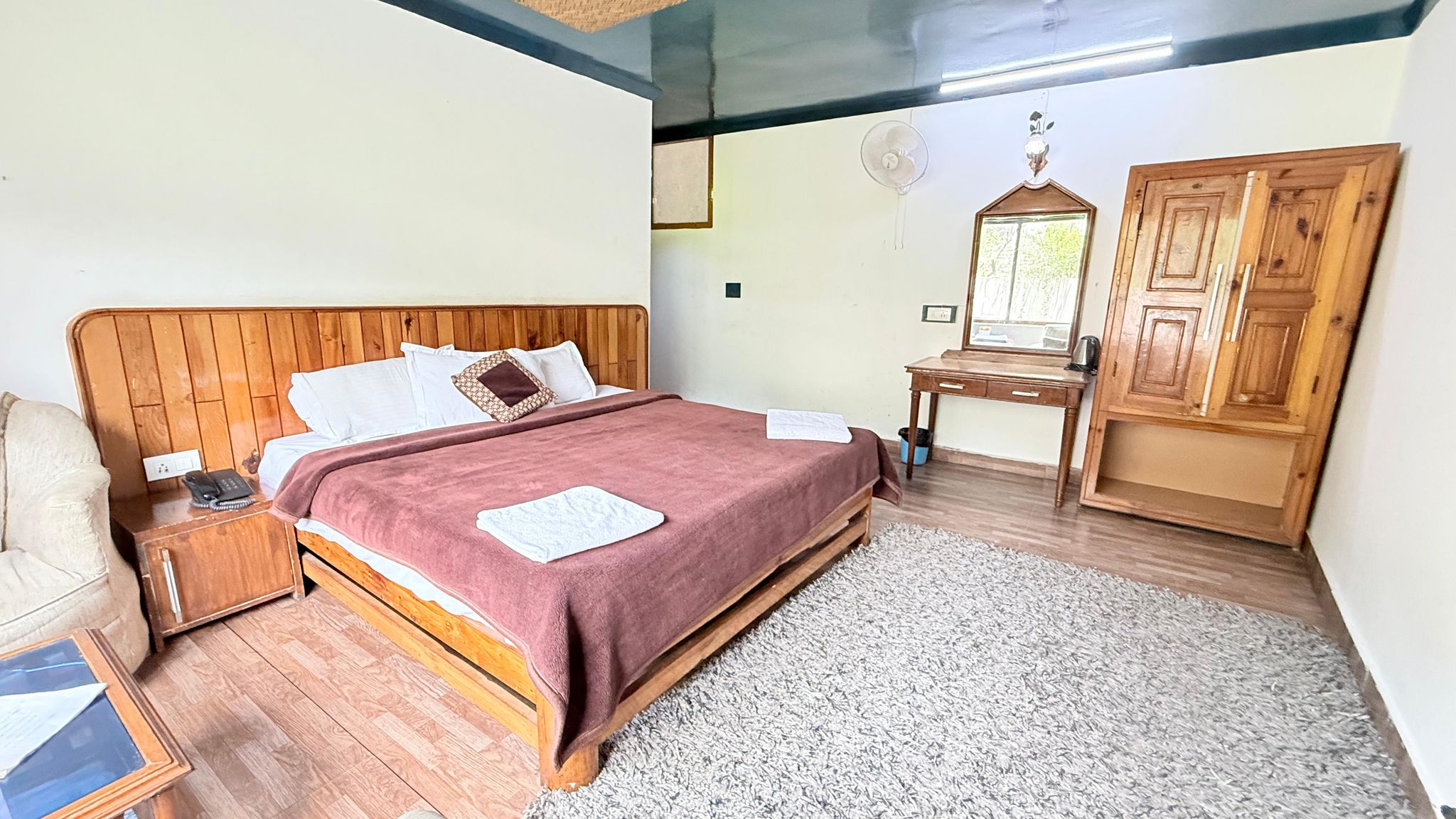 Hotel Manali Mahal Deluxe Room 2