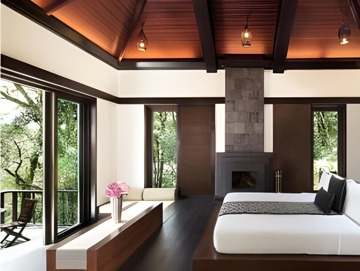 Luxury Pool Villa 1 Bedroom King Bed