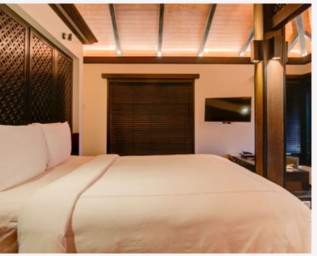 TWO BEDROOM FAMILY SUITE QUEEN BED