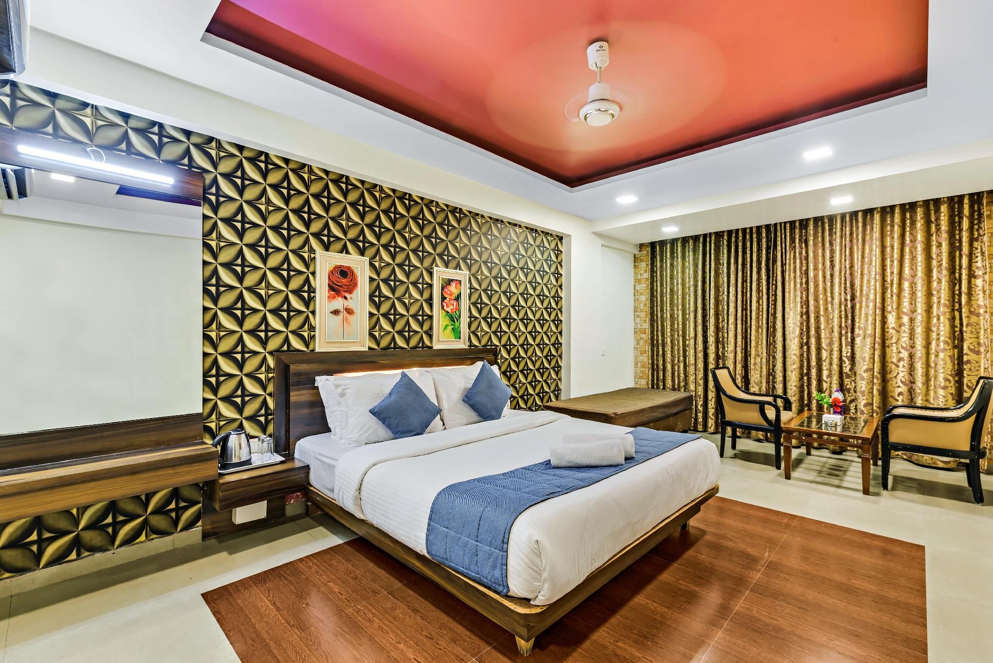 Royal Executive Room