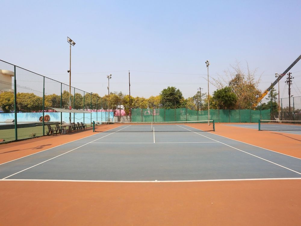 undefined OYO 11939 Hotel Queens Club of India 4