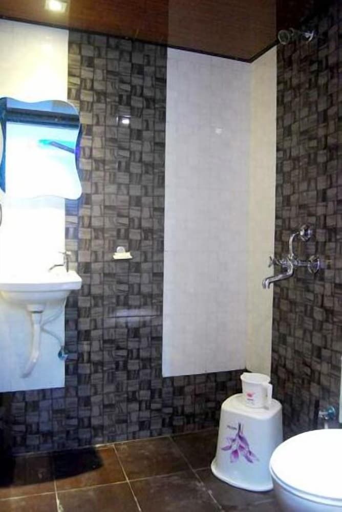 undefined Hotel Bliss Comfort 6