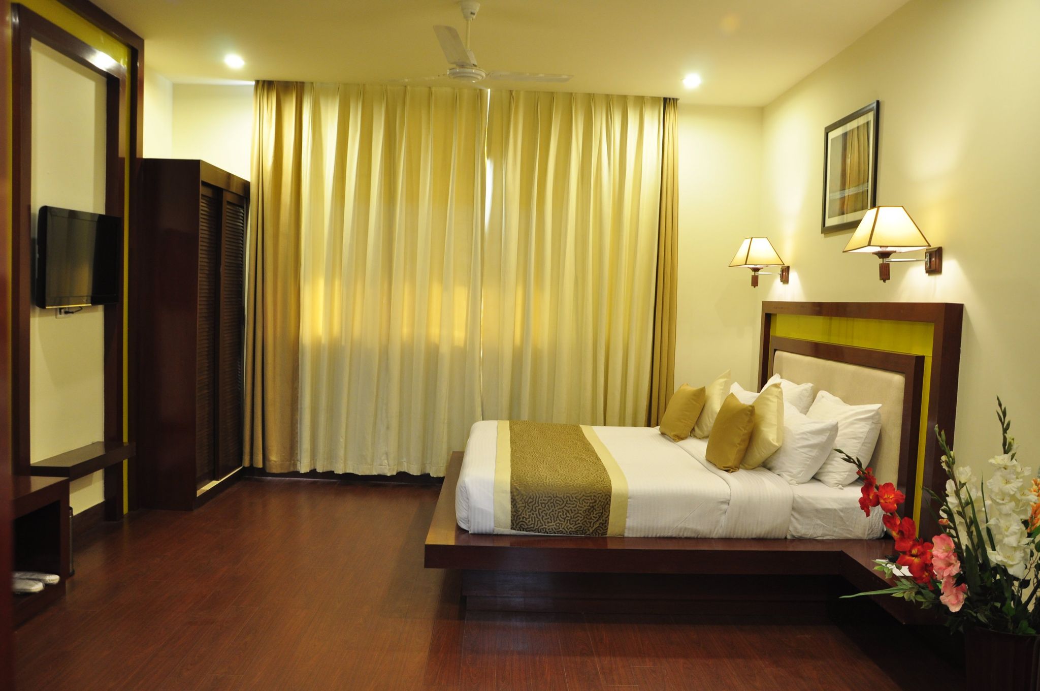 Hotel Devashish Deluxe room