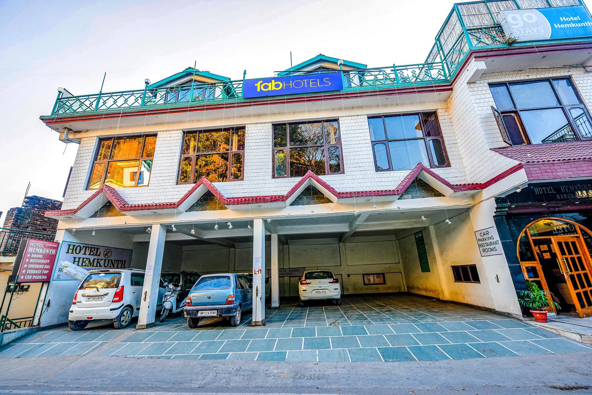 undefined FabHotel Prime Hemkunth 4