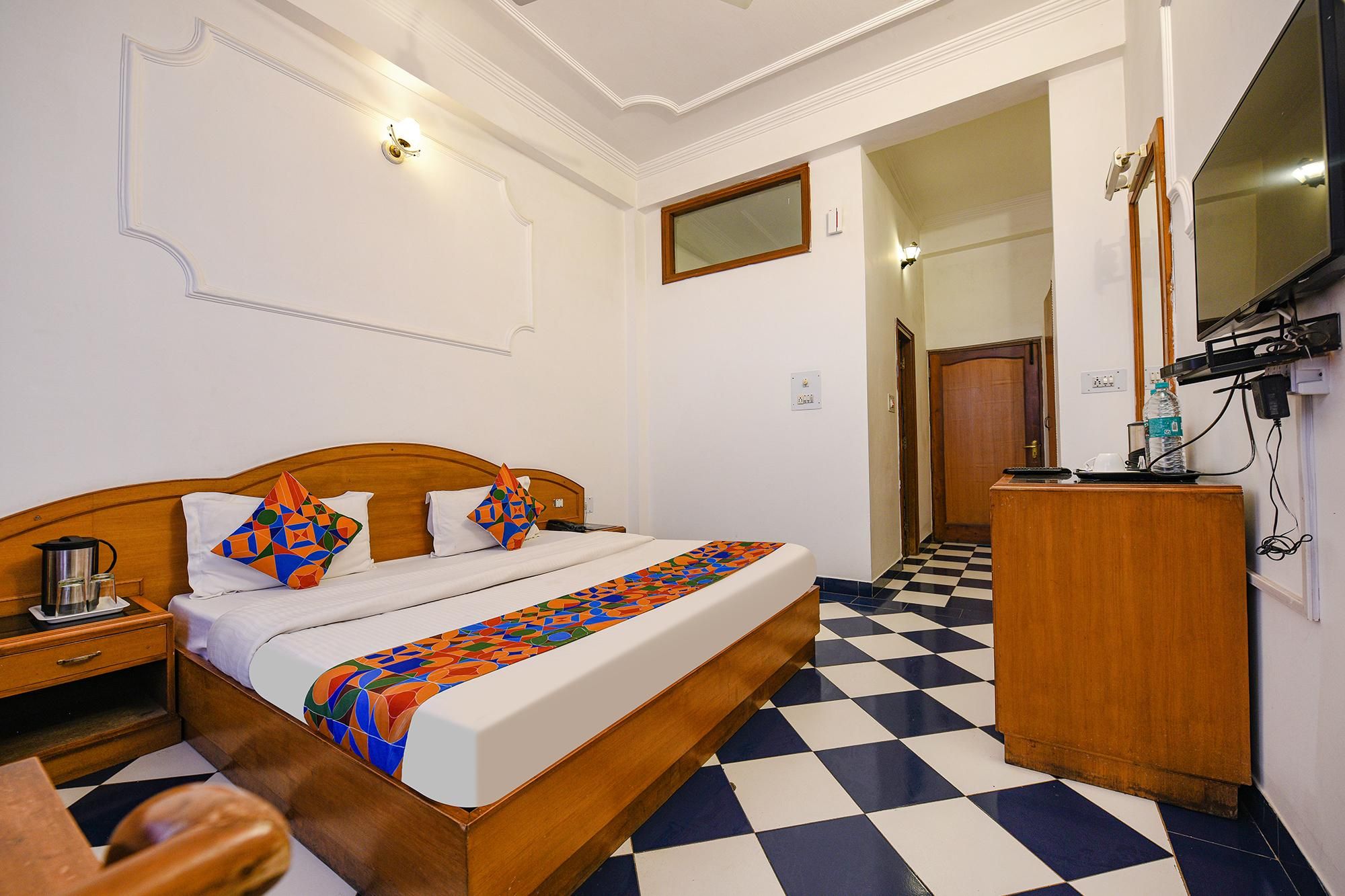 undefined FabHotel Prime Hemkunth 6