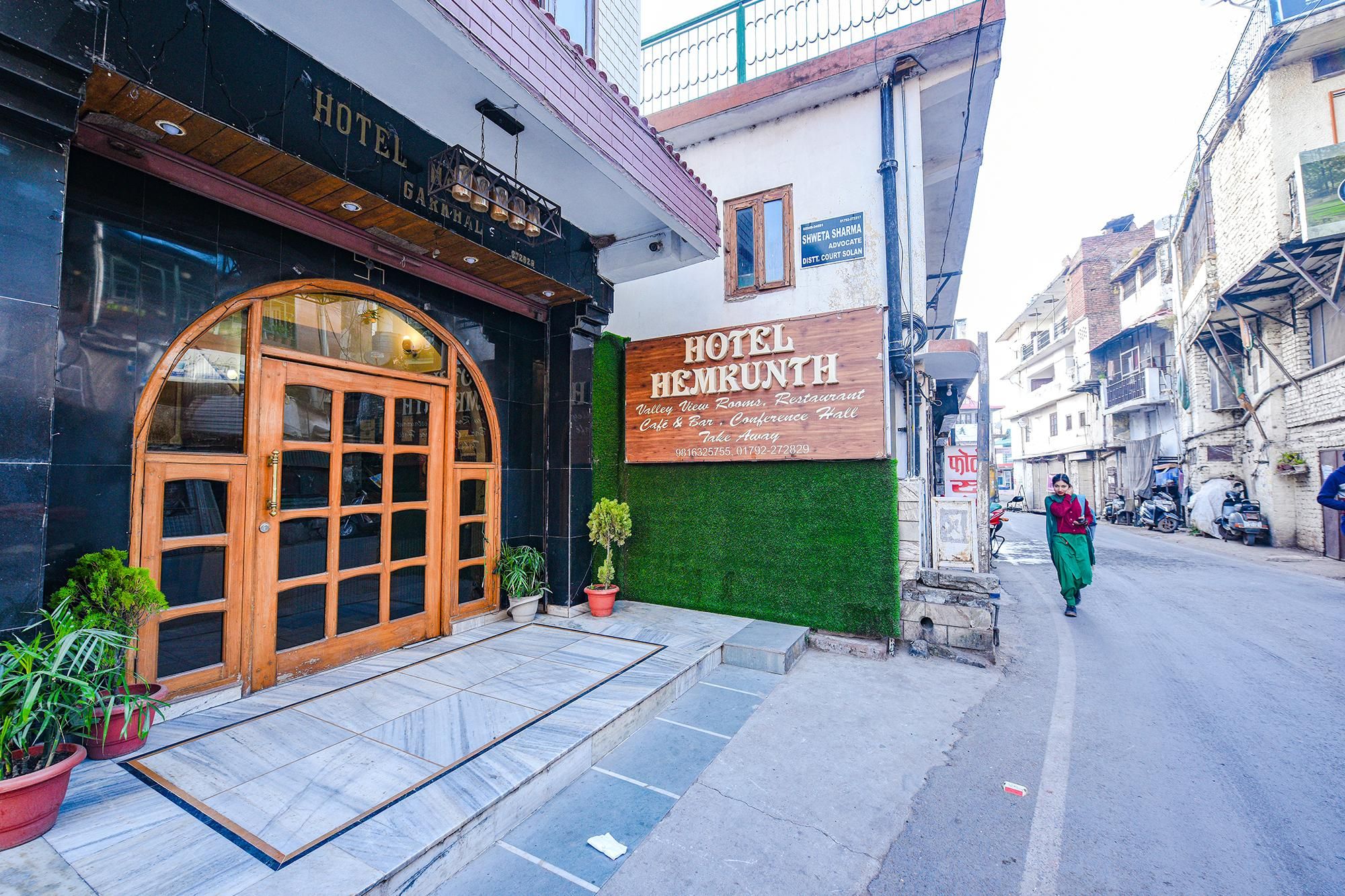 undefined FabHotel Prime Hemkunth 5