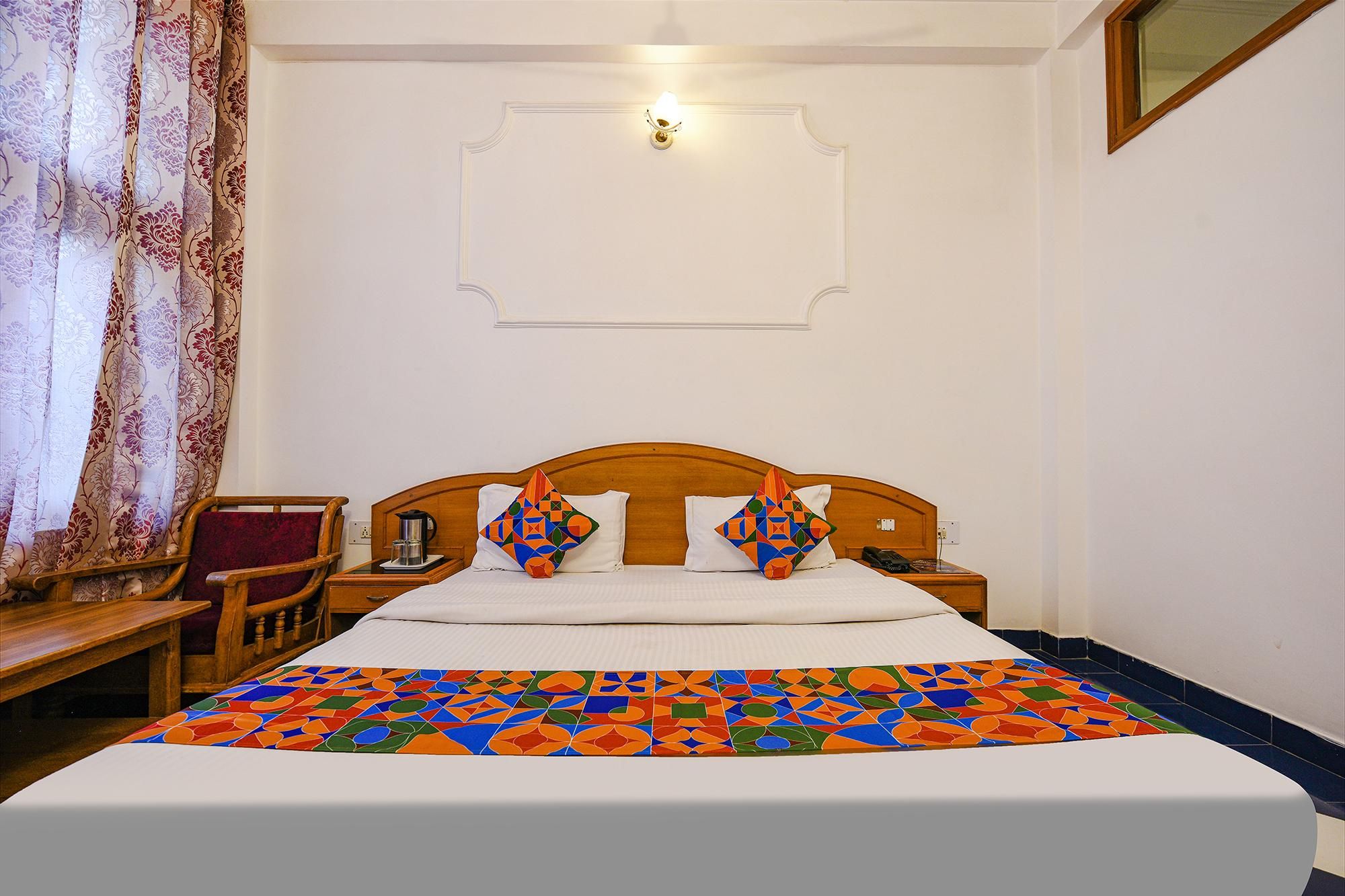 undefined FabHotel Prime Hemkunth 8